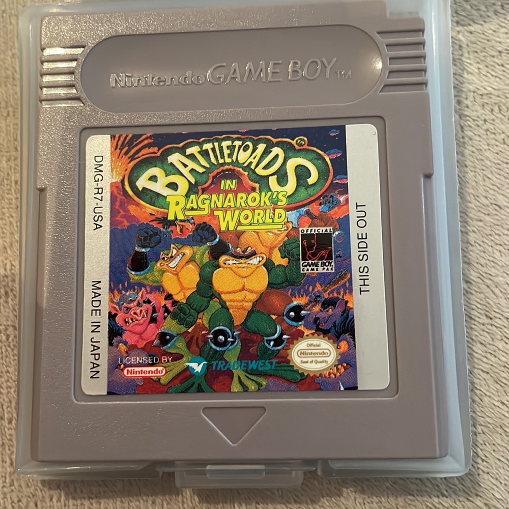 Vintage Nintendo original Game Boy Battletoads in Ragnarok’s World + Booklet